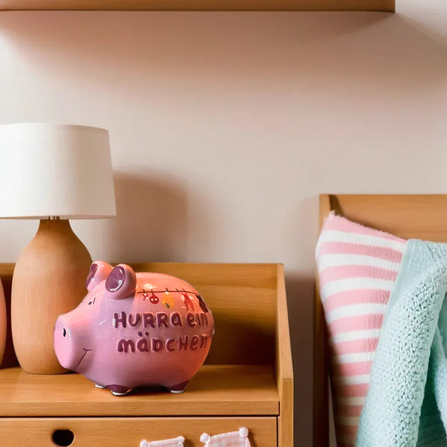 Sparschwein "Hurra ein Mädchen" - Klein